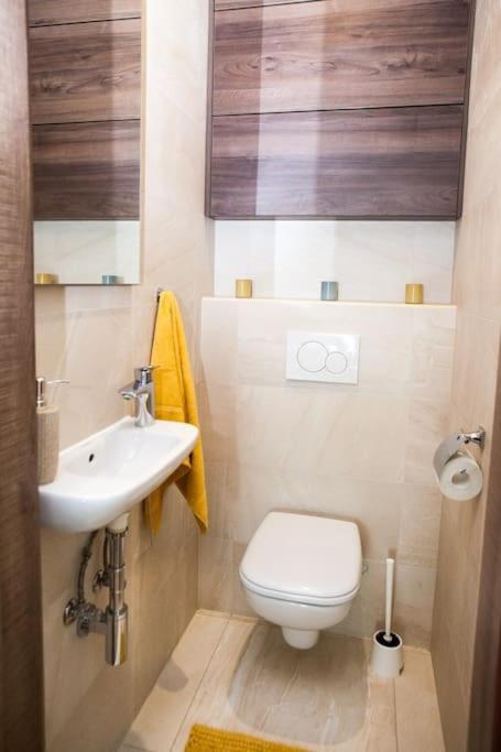 Liszt Apartman Győr Exterior foto